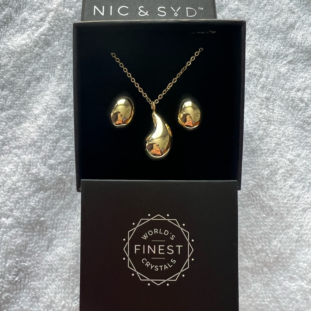 Gold Jewelry Set